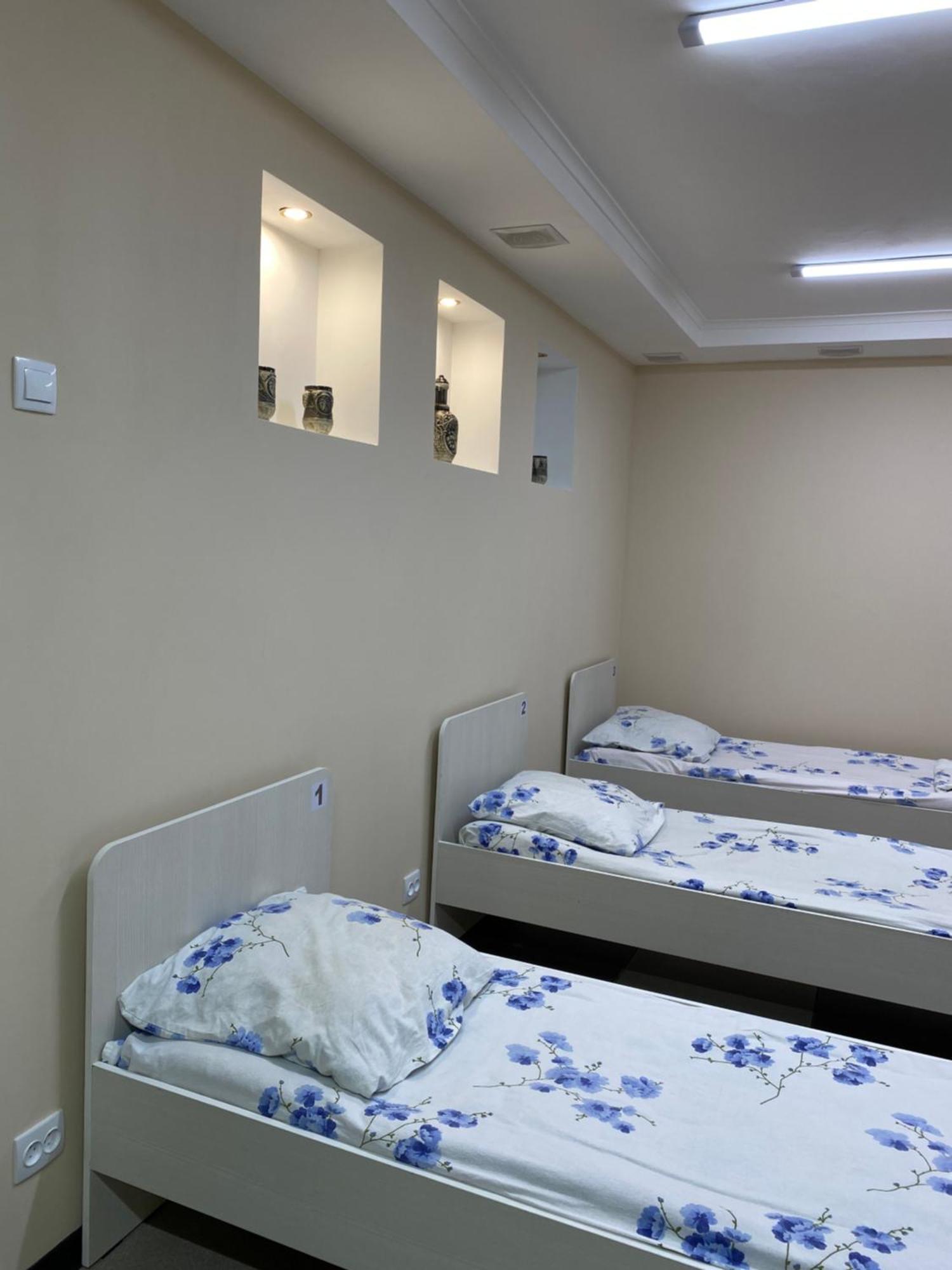 Mang'O Hostel アクタウ エクステリア 写真