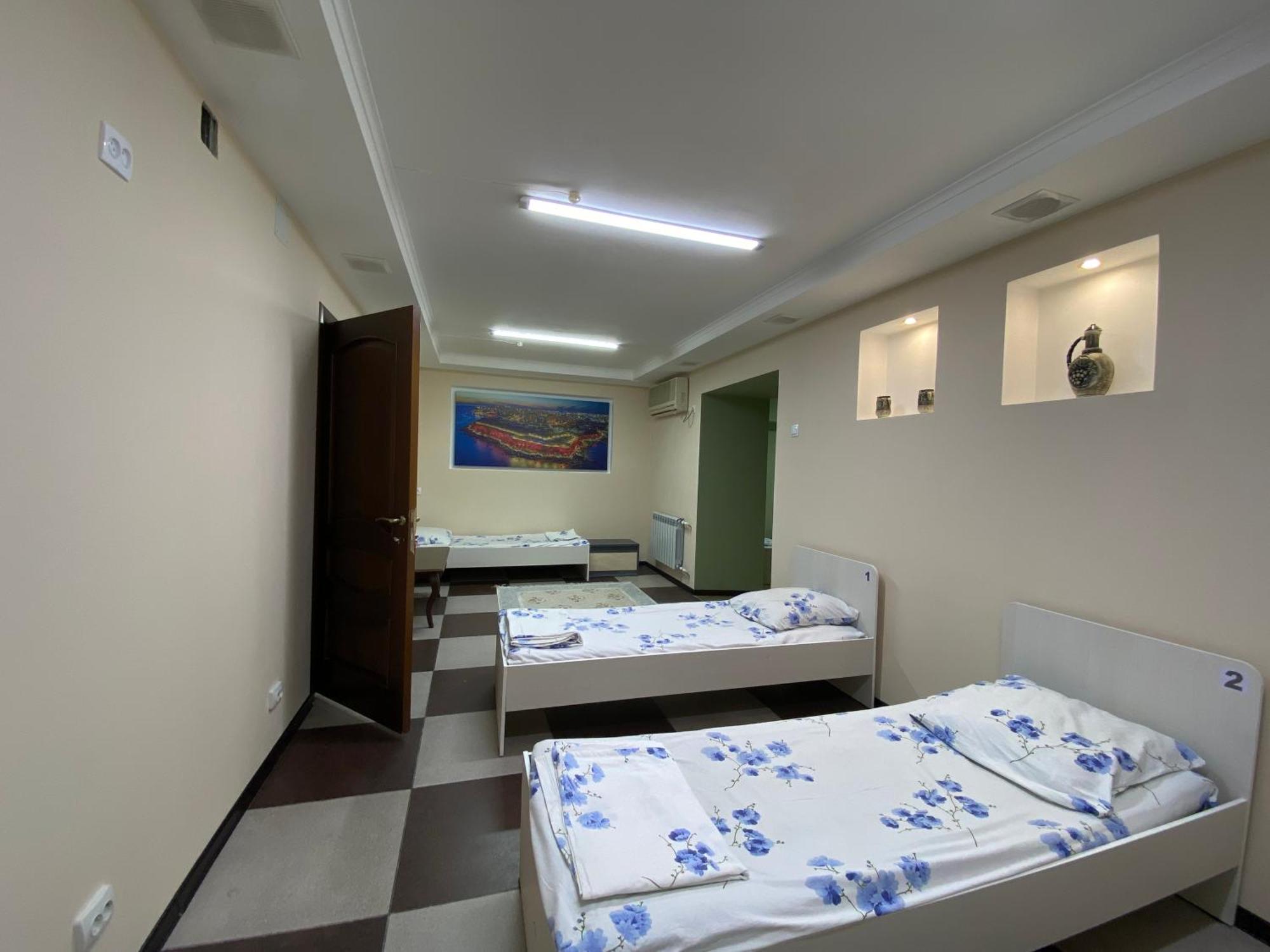 Mang'O Hostel アクタウ エクステリア 写真
