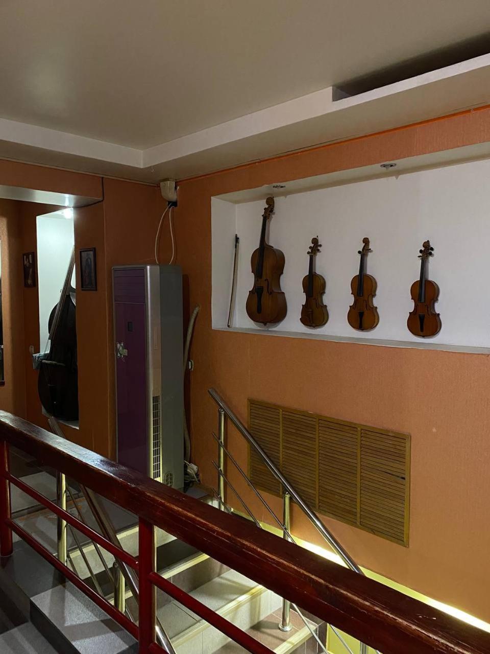 Mang'O Hostel アクタウ エクステリア 写真